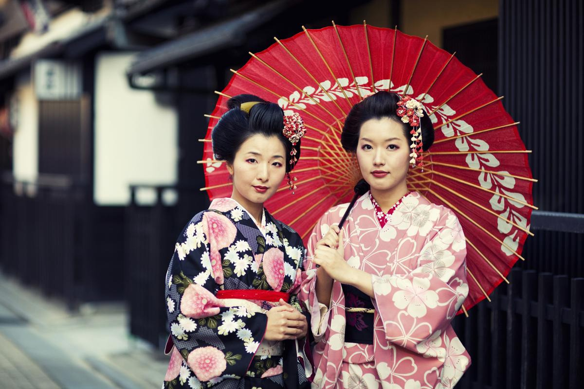 Japanese Women Clothing - Japanese Clothing